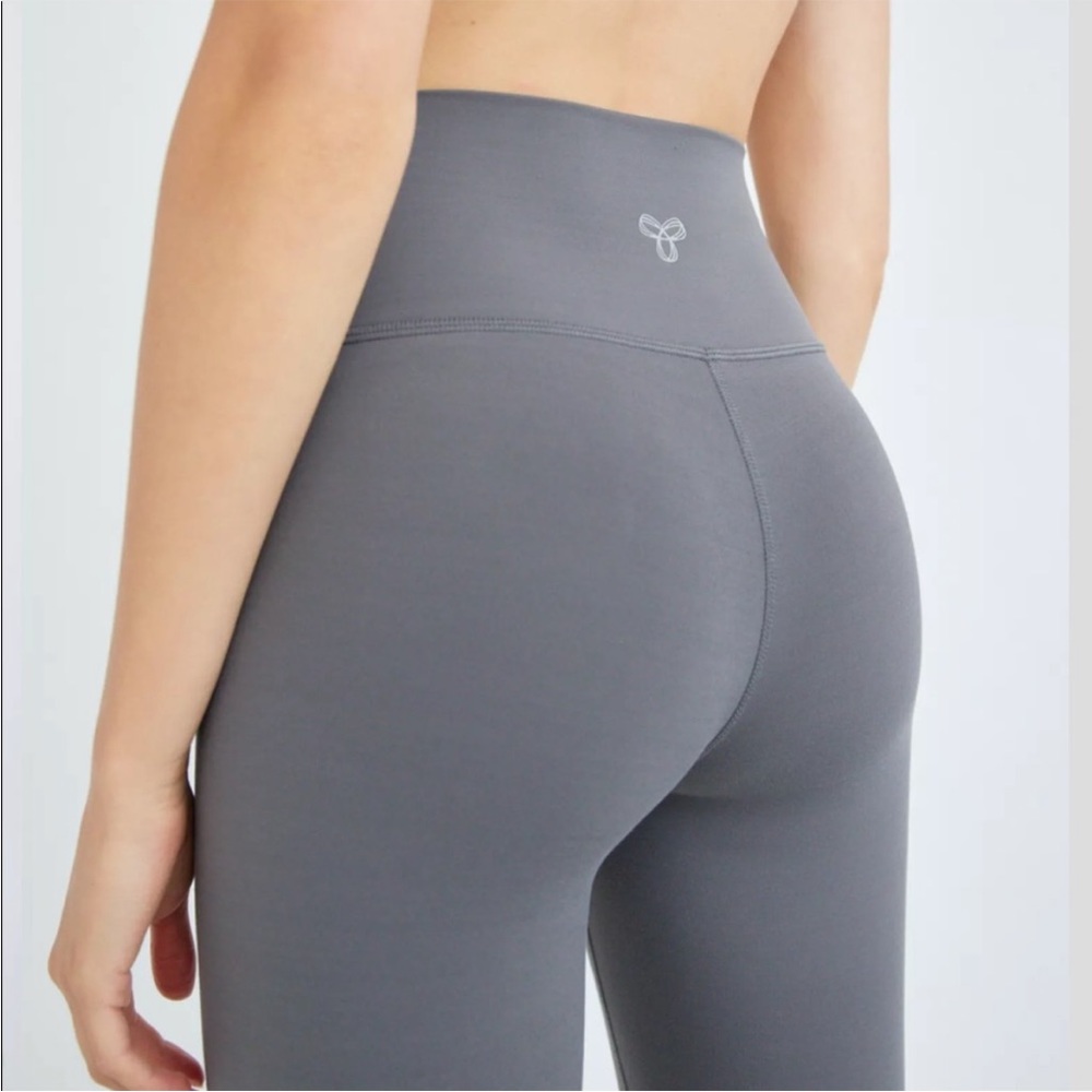 NWT TNA atmosphere steel grey pants